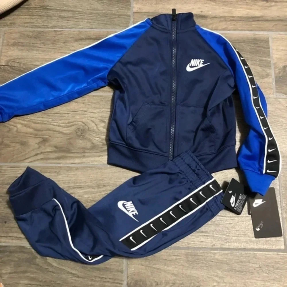 NWT Nike toddler boys jogger set activewear sportswear streetwear